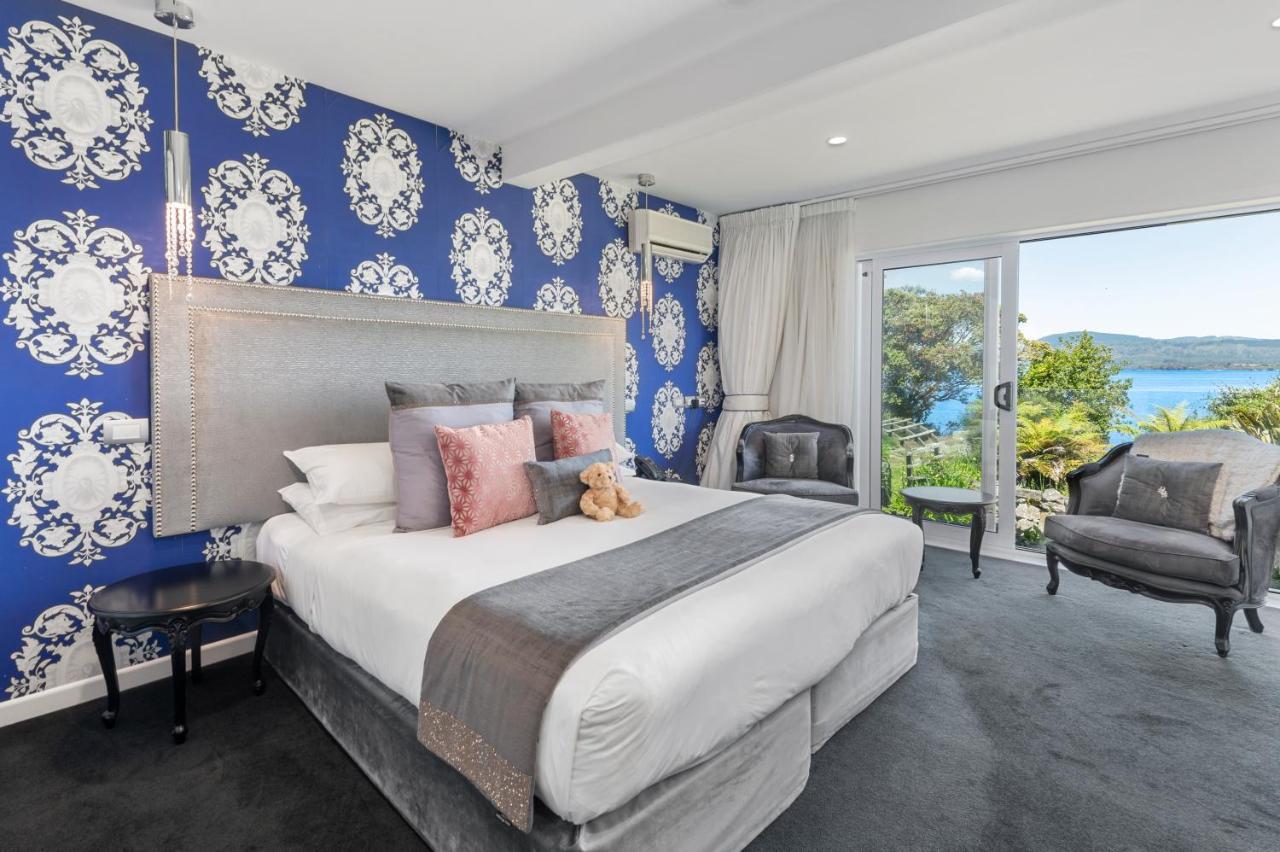 Black Swan Lakeside Boutique Hotel Роторуа Екстериор снимка